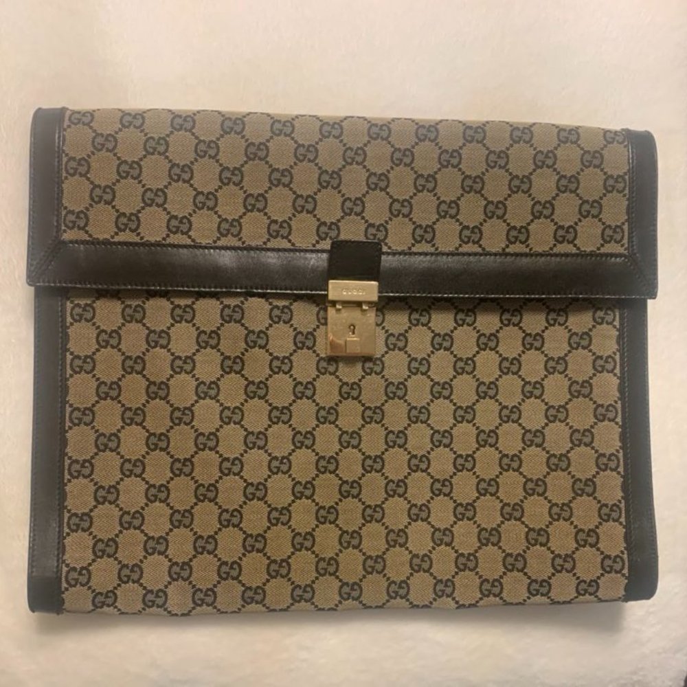 Vintage Authentic Gucci Envelope Portfolio / Document Holder